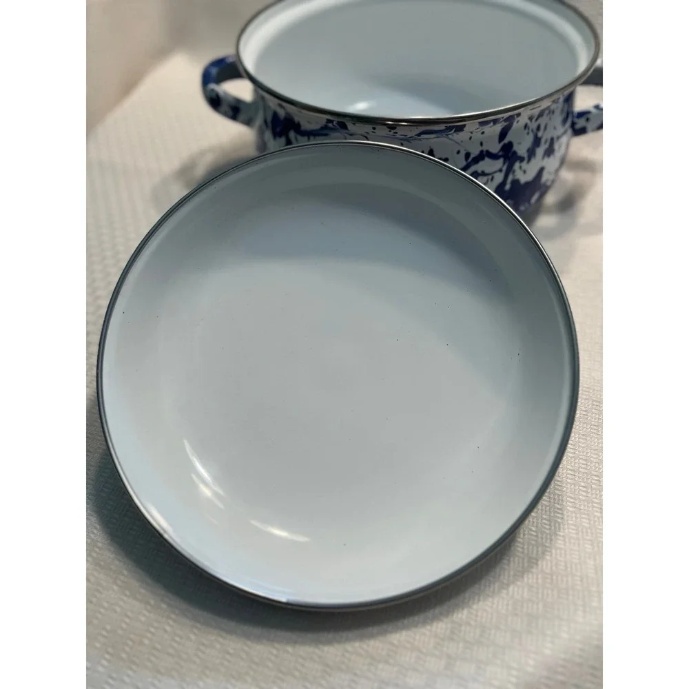GOLDEN RABBIT Blue & White 2.5 Quart 
